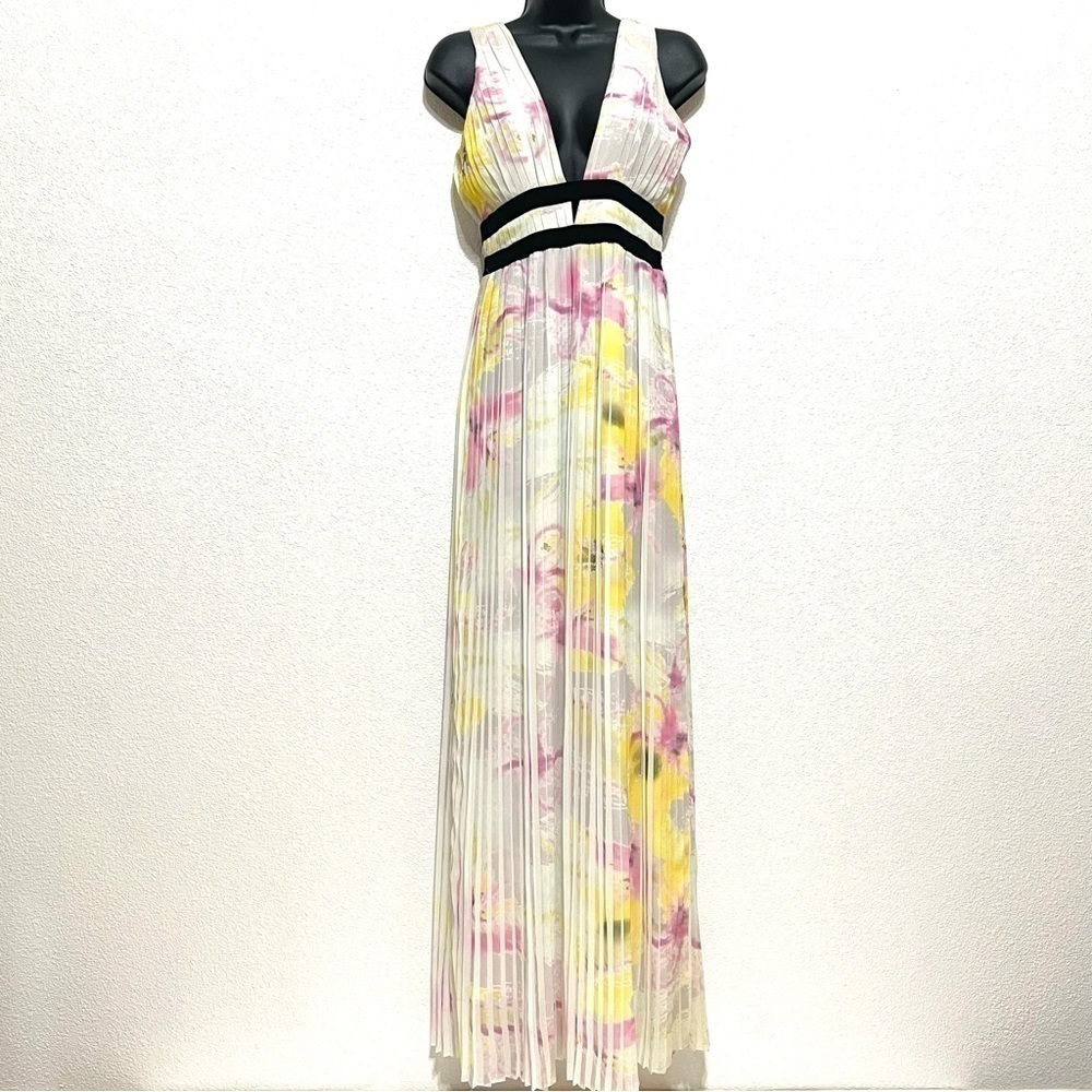 River Island Woman Floral Print White Dress Size 8